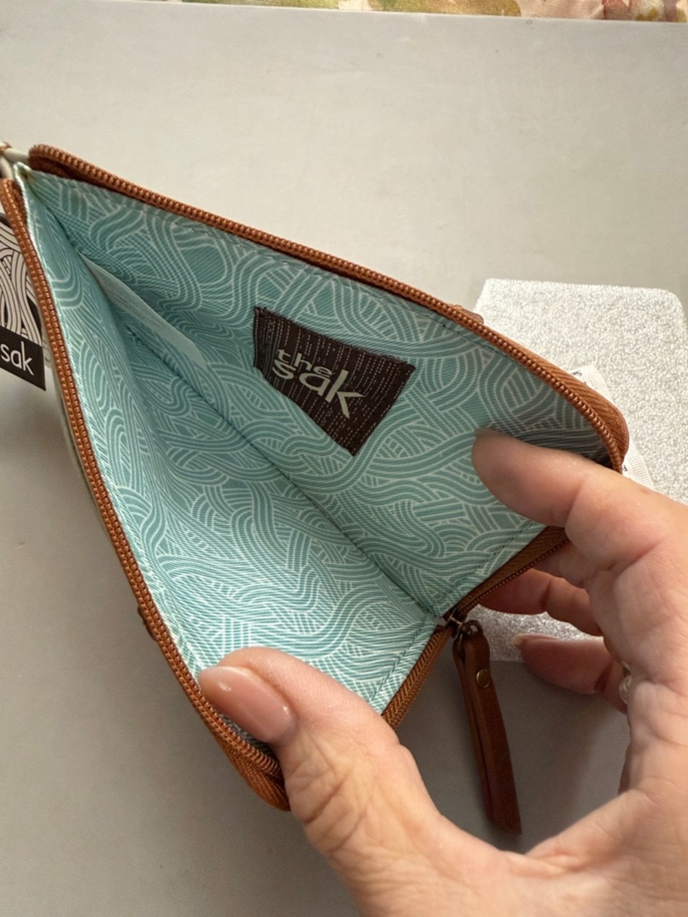 The Sak Colorblock Leather Zip Card Wallet Keychain - "Iris" - Picture 3 of 9